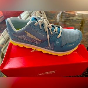 Altra Lone Peak-Youth